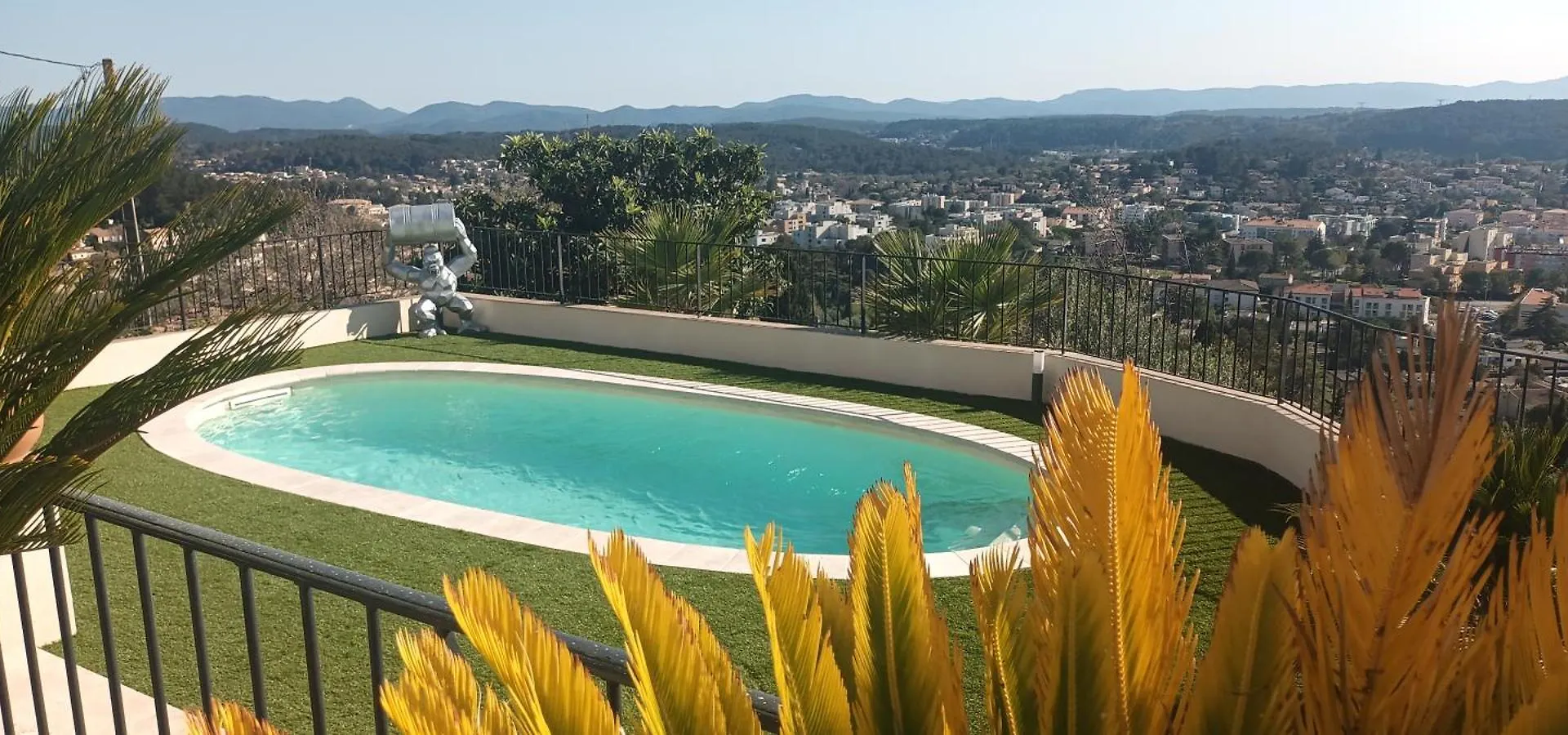 Vaste Bas De Villa Le Belvedere Draguignan