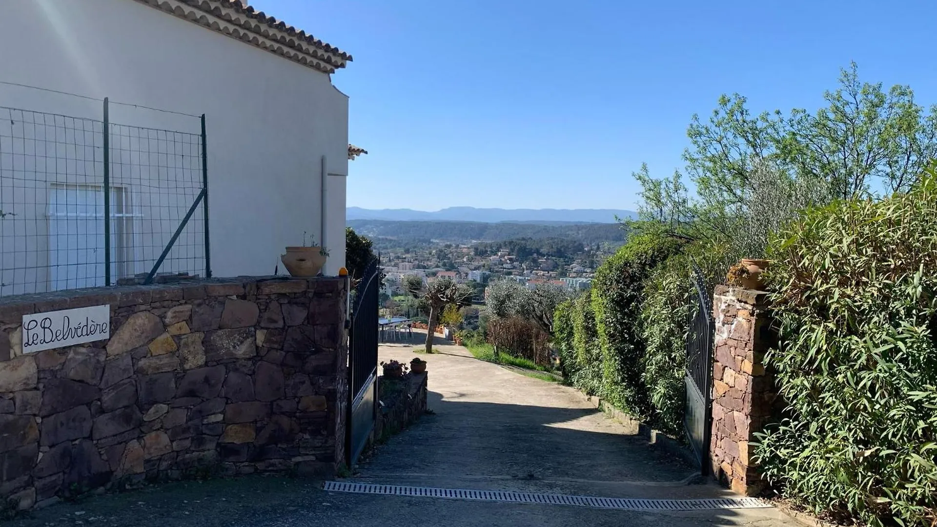 Vaste Bas De Villa Le Belvedere Draguignan France